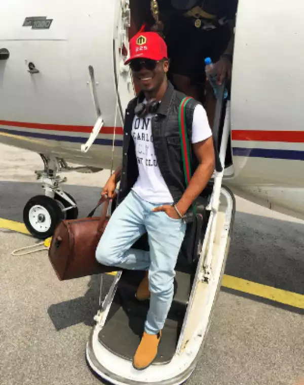 Don Jazzy And Crew Fly In Style To Abidjan [Photos]